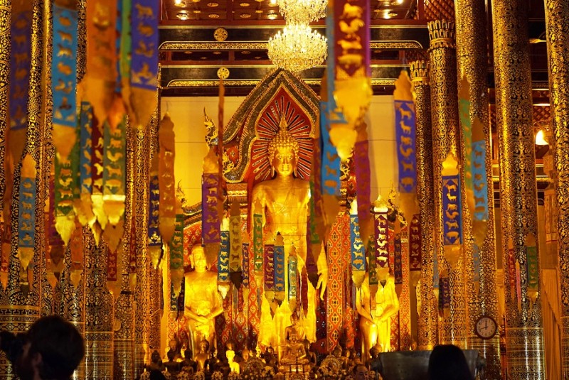タイの仏像の画像